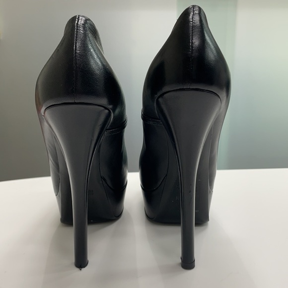 Fendi heeled black shoes - Picture 2 of 3